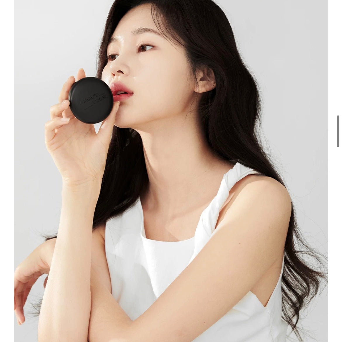 About Tone Blur Powder Pact