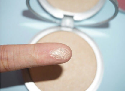 The balm Mary Lou highlight